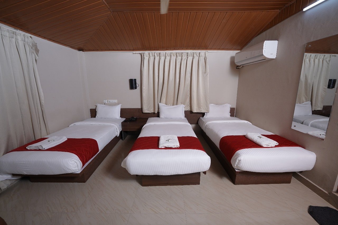 Triple Room